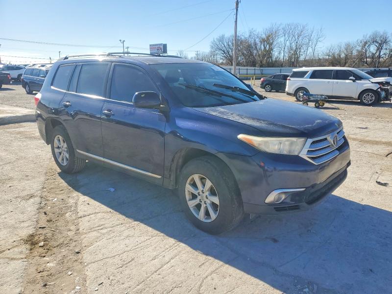 Photo 4 from auction – 2013 TOYOTA HIGHLANDER with VIN 5TDZK3EH5DS136841