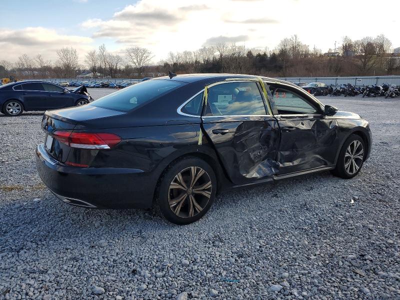 Снимка 3 от търг – 2021 VOLKSWAGEN PASSAT с VIN 1VWSA7A36MC016227