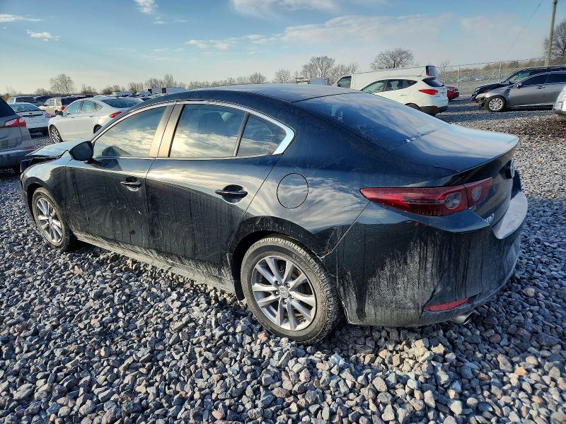 Photo 2 from auction – 2021 MAZDA 3 with VIN JM1BPAAL8M1322646