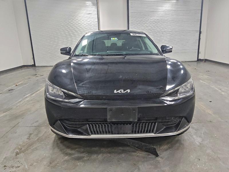 Photo 5 from auction – 2023 KIA EV6 LIGHT with VIN KNDC34LA3P5612206