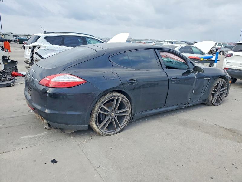 Photo 3 from auction – 2011 PORSCHE PANAMERA with VIN WP0AA2A77BL012172