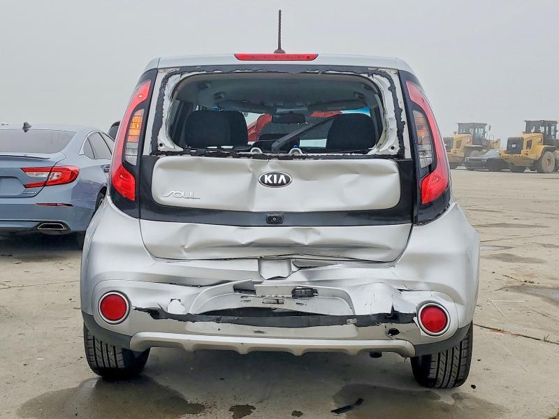 Photo 6 from auction – 2018 KIA SOUL with VIN KNDJP3A54J7532825