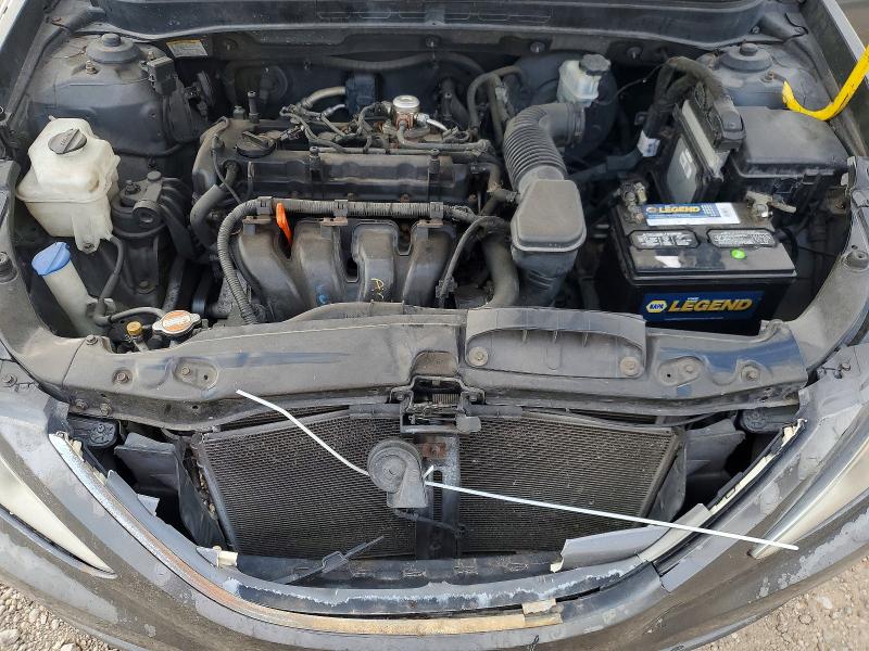Photo 11 from auction – 2011 HYUNDAI SONATA with VIN 5NPEB4AC3BH217368
