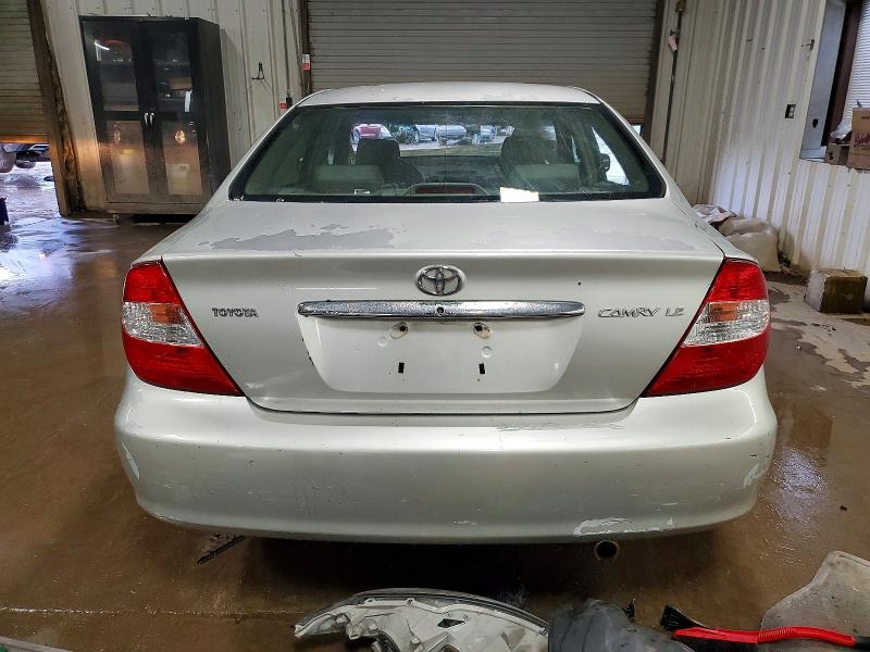 Photo 6 from auction – 2003 TOYOTA CAMRY LE with VIN 4T1BE32K83U672827