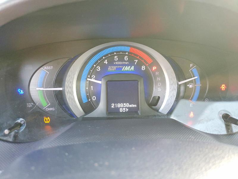 Photo 9 from auction – 2010 HONDA INSIGHT with VIN JHMZE2H79AS019852