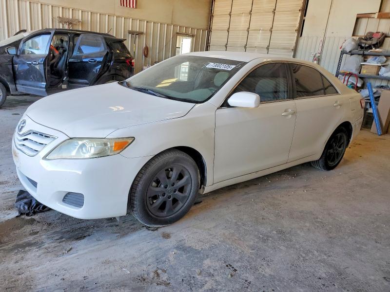 TOYOTA CAMRY BASE 2011 with VIN 4T1BF3EK8BU635638 - Photo from auction