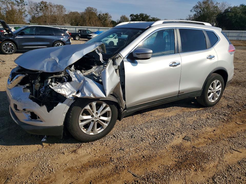 NISSAN ROGUE S 2016 with VIN KNMAT2MT9GP601839 - Photo from auction