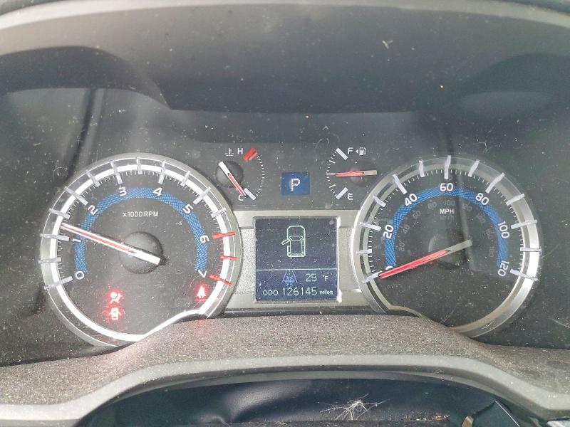 Photo 9 from auction – 2018 TOYOTA 4RUNNER SR with VIN JTEBU5JR9J5560252