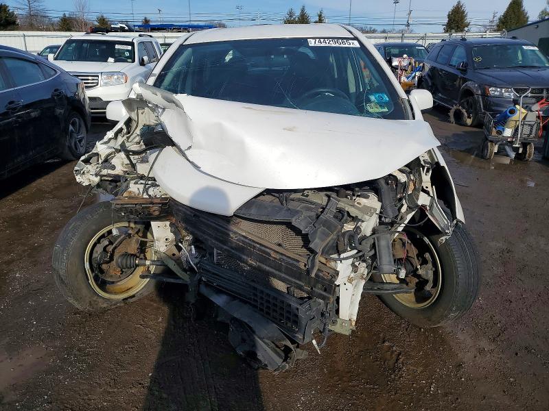 Photo 5 from auction – 2014 NISS VERSA NOTE with VIN 3N1CE2CP7EL419513