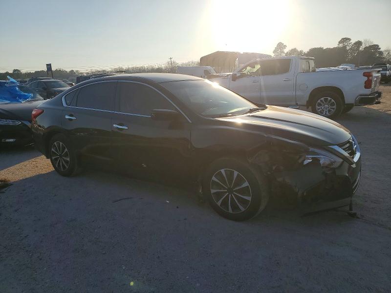 Photo 4 from auction – 2017 NISSAN ALTIMA with VIN 1N4AL3AP4HC298187