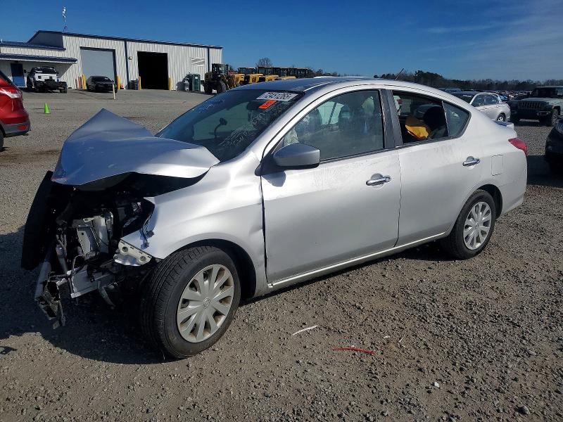 NISSAN VERSA 2018 with VIN 3N1CN7AP0JK409762 - Photo from auction