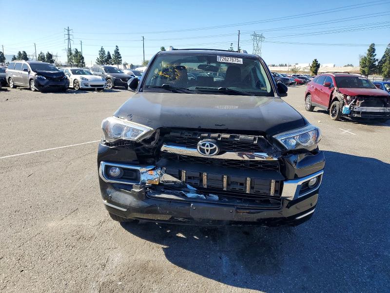 Photo 5 from auction – 2018 TOYOTA 4RUNNER SR with VIN JTEBU5JR2J5511314