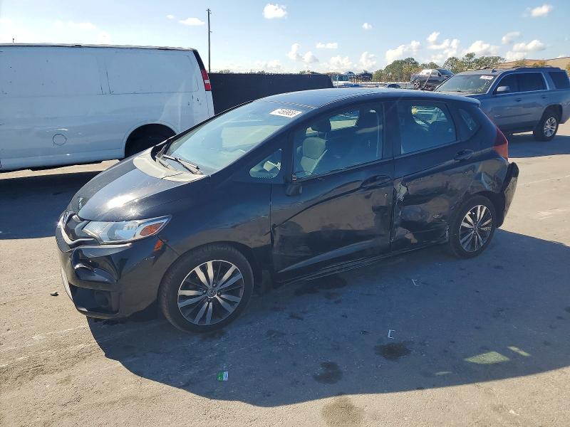 HONDA FIT 2015 with VIN 3HGGK5H85FM746189 - Photo from auction
