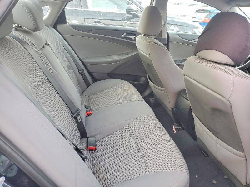 Photo 10 from auction – 2012 HYUNDAI SONATA with VIN 5NPEB4AC1CH347702