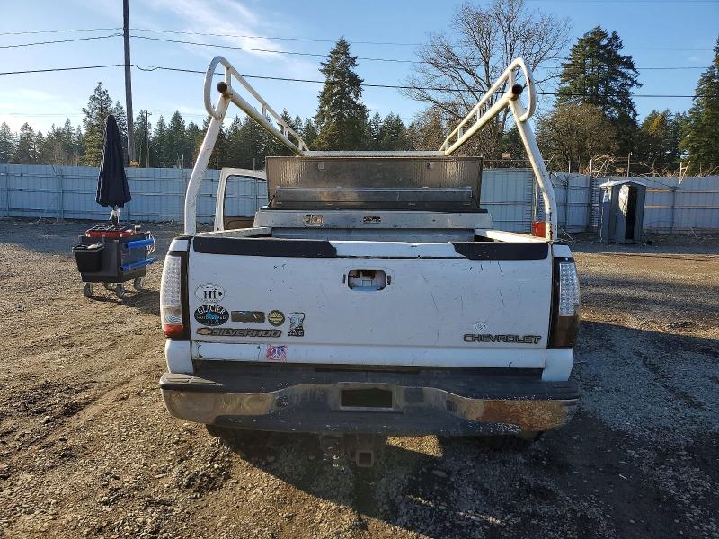 Photo 6 from auction – 2005 CHEVROLET SILVERADO with VIN 1GCHC23U85F948817