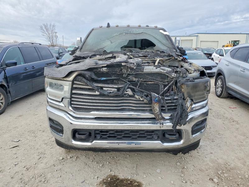 Photo 5 from auction – 2019 RAM 3500 with VIN 3C63RRJL6KG623970