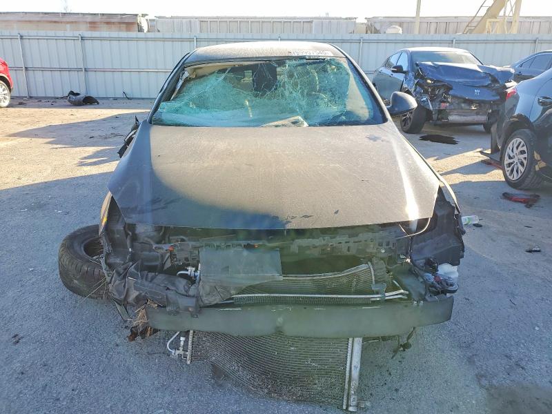 Photo 5 from auction – 2011 BUICK REGAL with VIN W04GN5EC3B1046364