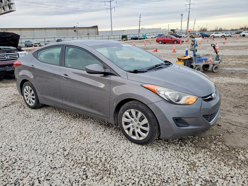 Photo 4 from auction – 2012 HYUNDAI ELANTRA GL with VIN 5NPDH4AE8CH067061