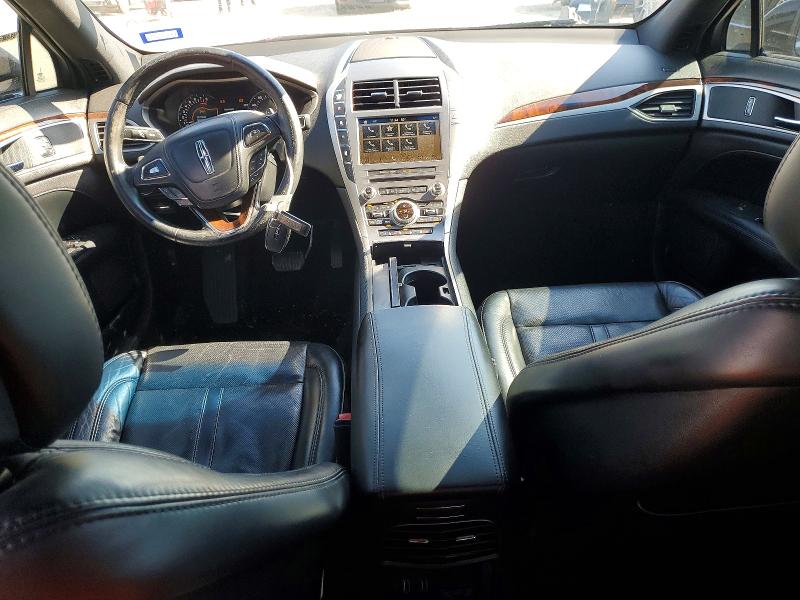 Photo 8 from auction – 2017 LINCOLN MKZ RESERV with VIN 3LN6L5E95HR655607