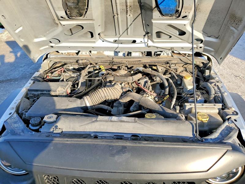 Photo 12 from auction – 2011 JEEP WRANGLER U with VIN 1J4HA3H1XBL586331