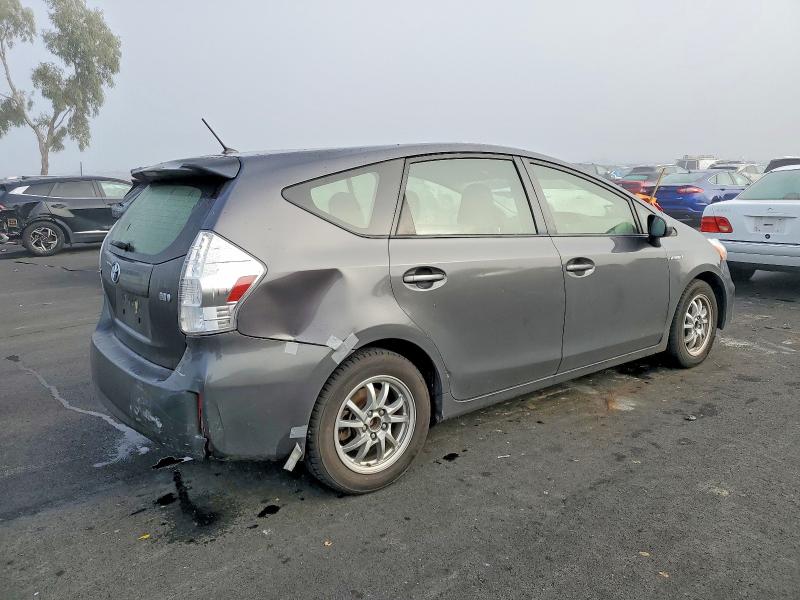Photo 3 from auction – 2014 TOYOTA PRIUS V with VIN JTDZN3EU4EJ001272