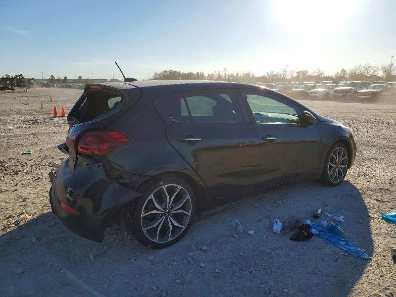 Photo 3 from auction – 2018 KIA FORTE with VIN 3KPFN5A30JE231653
