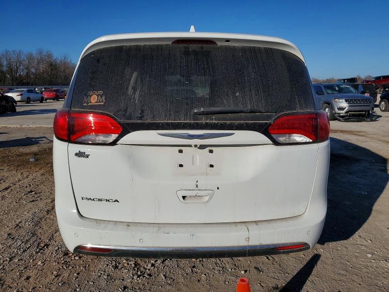 Photo 6 from auction – 2018 CHRYSLER PACIFICA T with VIN 2C4RC1EG8JR291848
