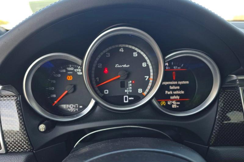 Photo 8 from auction – 2017 PORSCHE MACAN TURB with VIN WP1AF2A53HLB60889