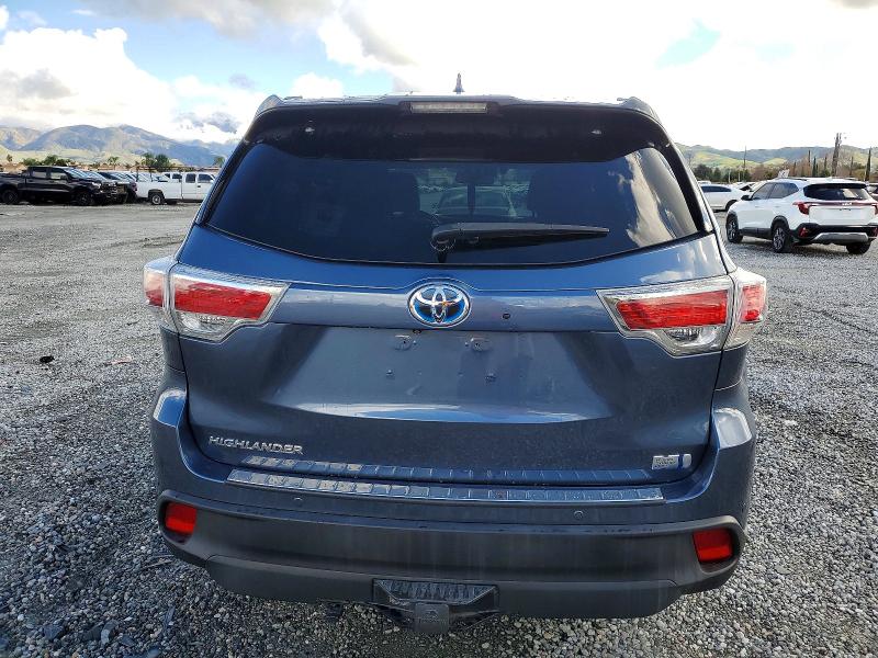 Photo 6 from auction – 2016 TOYOTA HIGHLANDER with VIN 5TDDCRFH9GS014061