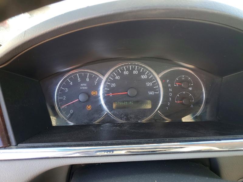 Photo 9 from auction – 2007 BUICK LACROSSE C with VIN 2G4WD552371240191