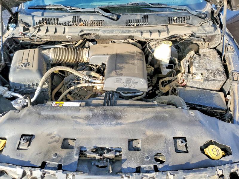 Photo 11 from auction – 2018 RAM 1500 with VIN 1C6RR7FGXJS179350