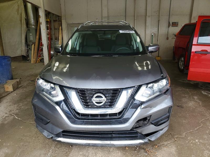 Photo 5 from auction – 2017 NISSAN ROGUE S with VIN KNMAT2MT1HP563069
