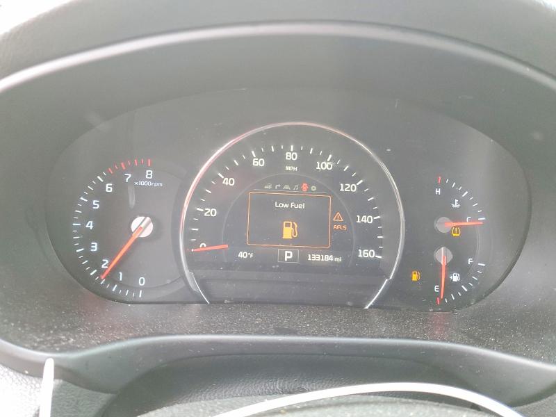 Photo 9 from auction – 2017 KIA SORENTO SX with VIN 5XYPK4A59HG235481