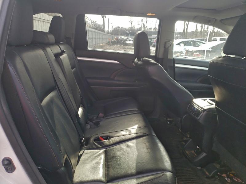 Photo 11 from auction – 2015 TOYOTA HIGHLANDER with VIN 5TDJKRFH2FS149984