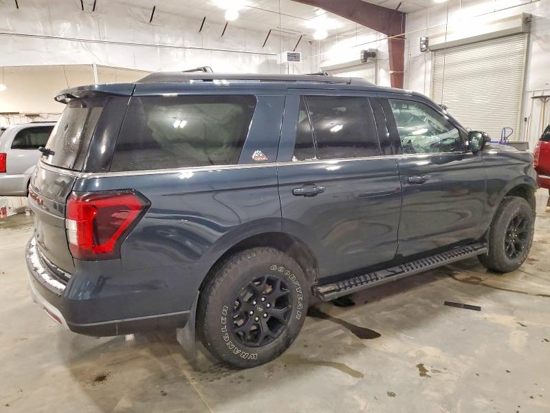 Photo 3 from auction – 2024 FORD EXPEDITION with VIN 1FMJU1RG2REA88995