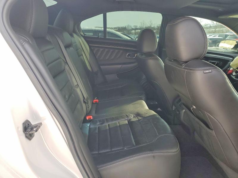 Photo 10 from auction – 2015 FORD TAURUS SHO with VIN 1FAHP2KTXFG163181