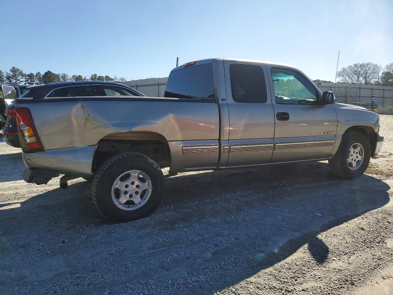 Photo 3 from auction – 1999 CHEVROLET SILVERADO with VIN 2GCEC19T4X1178735