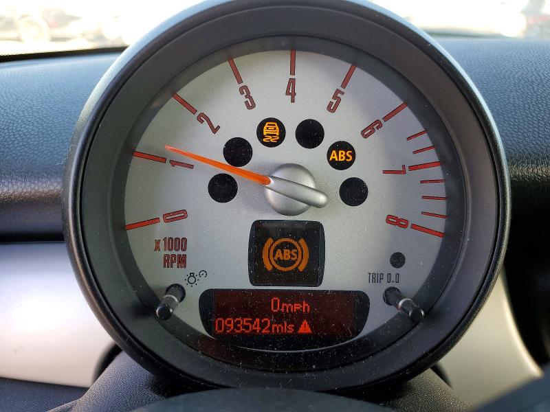 Photo 9 from auction – 2011 MINI COOPER CLU with VIN WMWZF3C57BTX81807