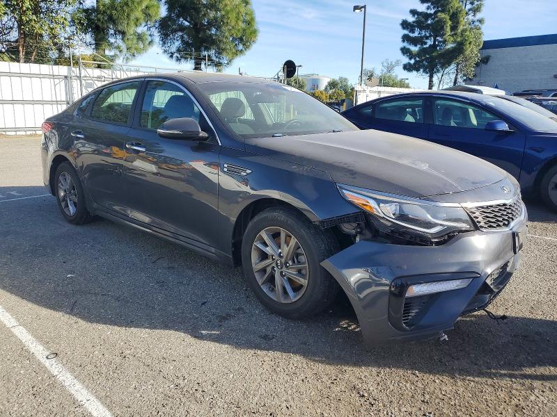 Photo 4 from auction – 2019 KIA OPTIMA with VIN 5XXGT4L33KG288584