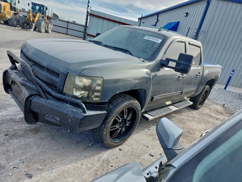 Снимка 1 от търг – 2011 CHEVROLET SILVERADO с VIN 3GCPKTE32BG187818