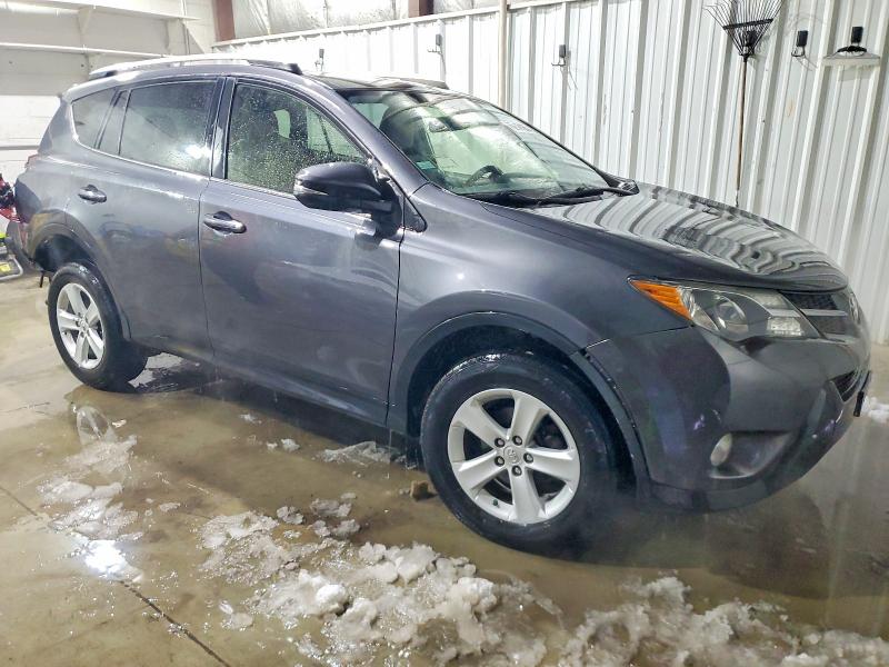 Photo 4 from auction – 2013 TOYOTA RAV4 XLE with VIN JTMWFREV1D5006562