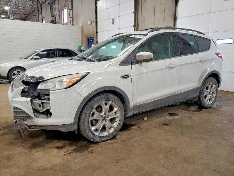 FORD ESCAPE 2013 with VIN 1FMCU0GX0DUA38276 - Photo from auction