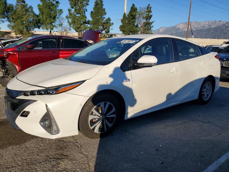 TOYOTA PRIUS PRIM 2017 with VIN JTDKARFP5H3038803 - Photo from auction