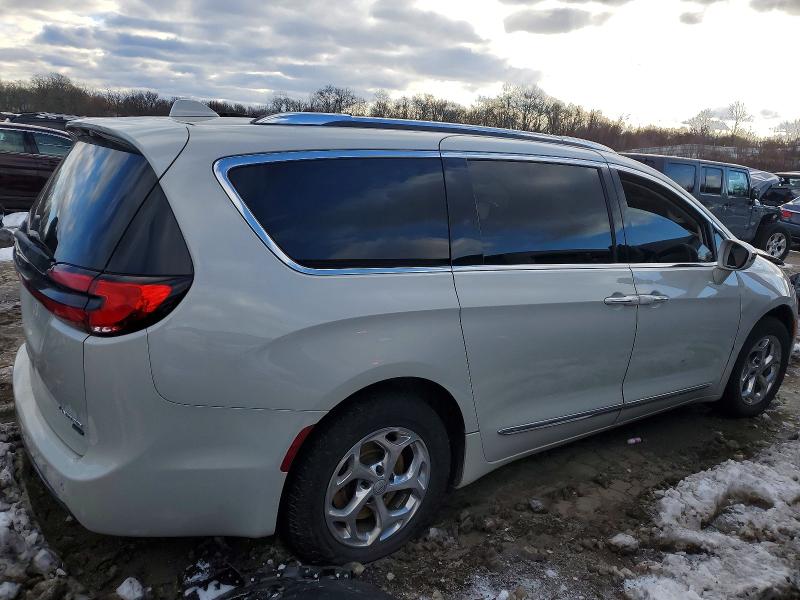 Photo 3 from auction – 2021 CHRYSLER PACIFICA with VIN 2C4RC3GG6MR553959