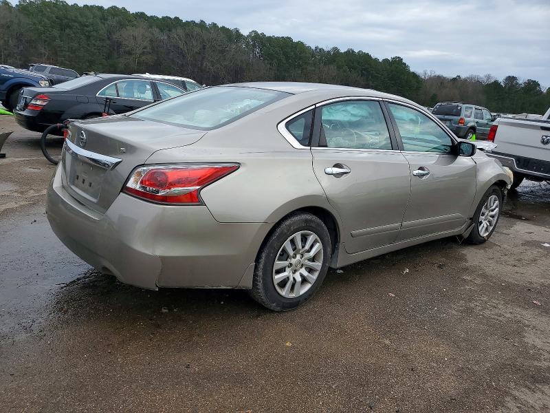 Photo 3 from auction – 2015 NISSAN ALTIMA 2.5 with VIN 1N4AL3AP8FC476907