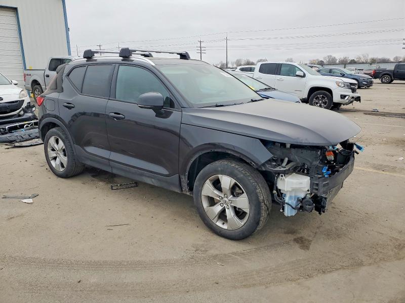 Photo 4 from auction – 2019 VOLVO XC40 T5 MO with VIN YV4162UK3K2118767