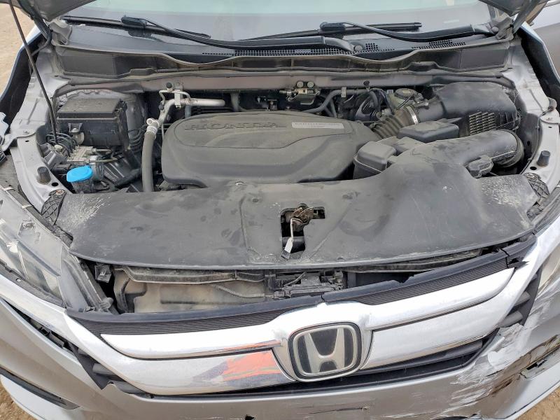 Photo 12 from auction – 2018 HONDA ODYSSEY with VIN 5FNRL6H76JB063321