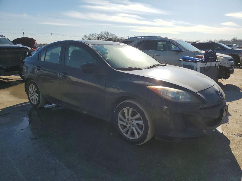 Photo 4 from auction – 2012 MAZDA 3 I with VIN JM1BL1W8XC1650908
