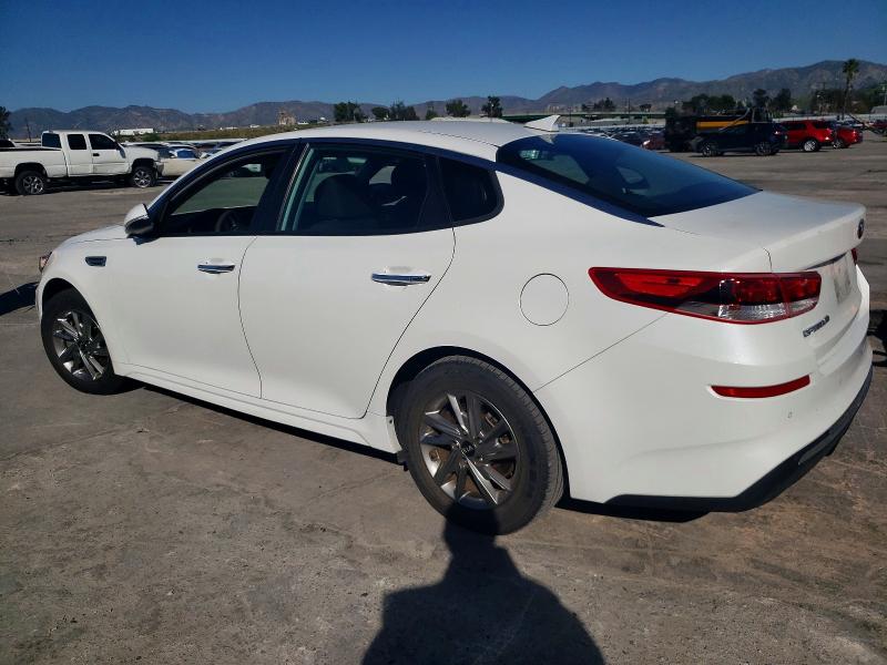 Photo 2 from auction – 2019 KIA OPTIMA LX with VIN 5XXGT4L34KG320412