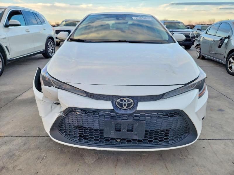 Photo 5 from auction – 2022 TOYOTA COROLLA LE with VIN JTDEPMAE7N3012882